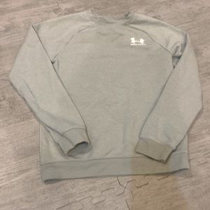 Under Armour sweatshirt